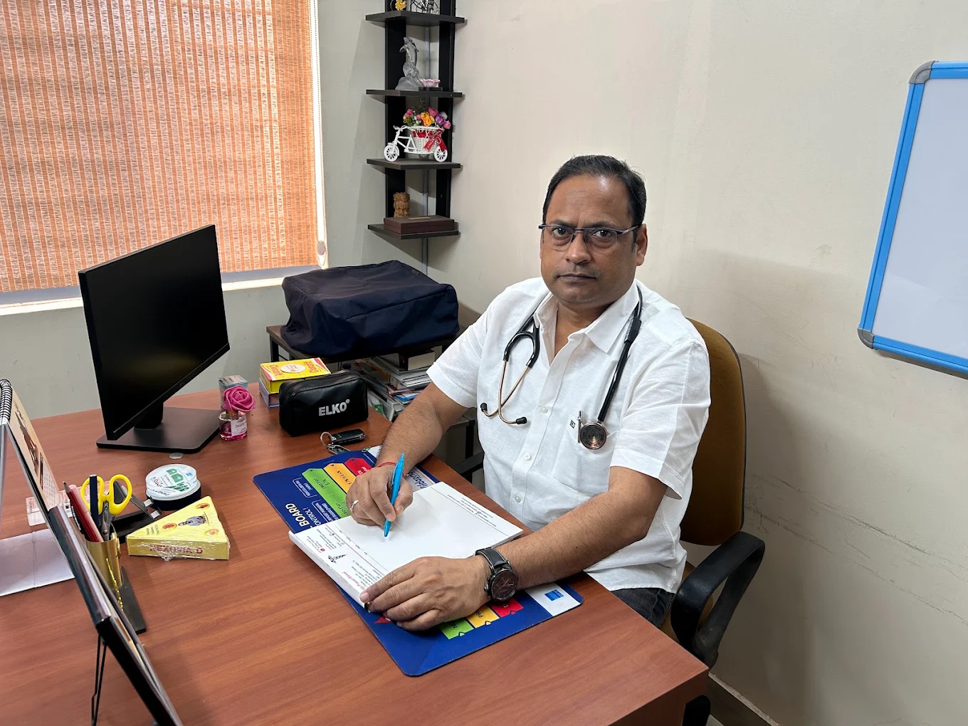 DR CLINIC consultation room